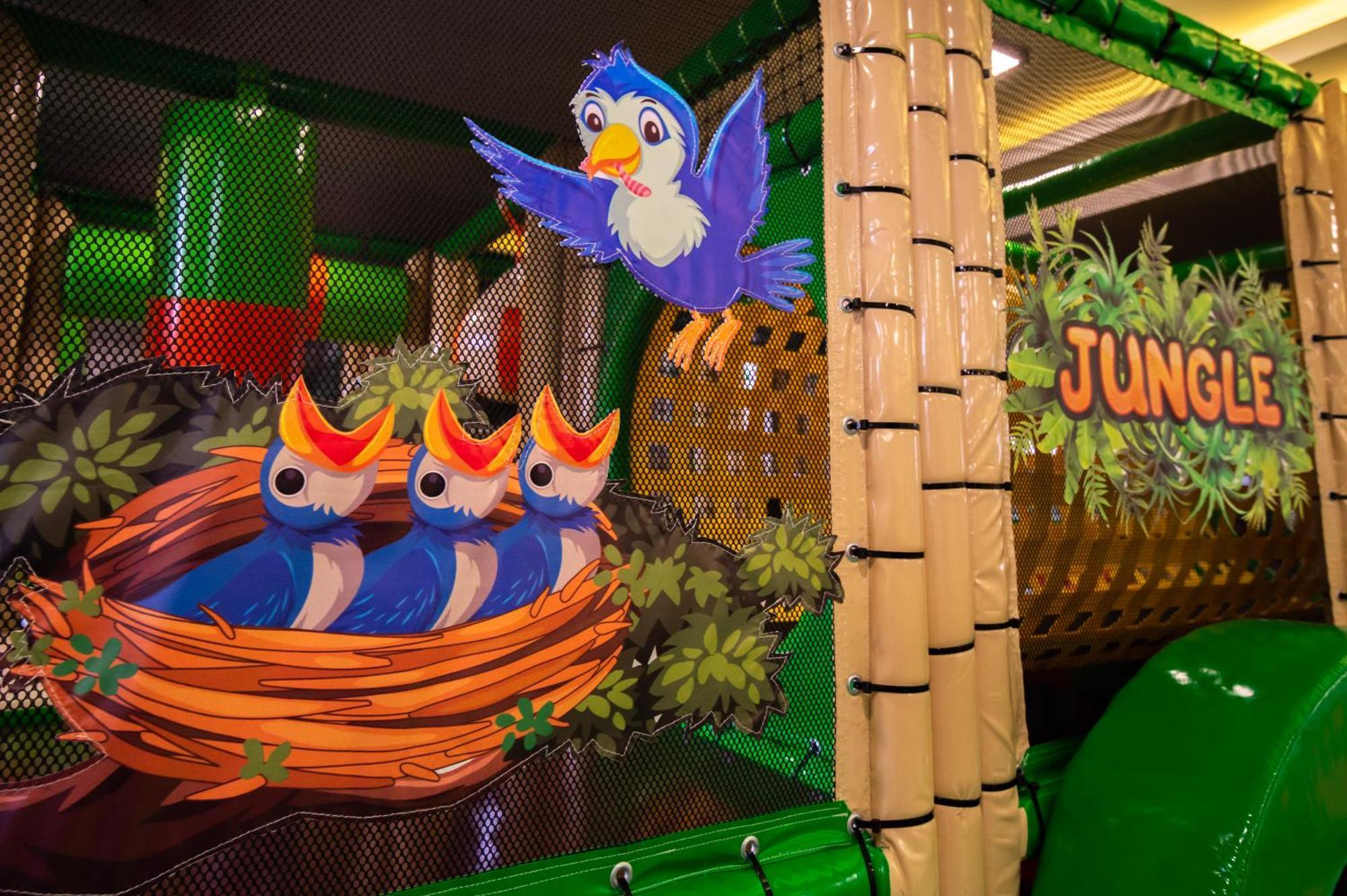 Hotel Nest Биелина Экстерьер фото