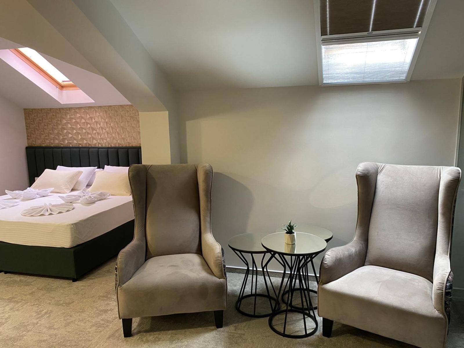 Hotel Nest Биелина Экстерьер фото