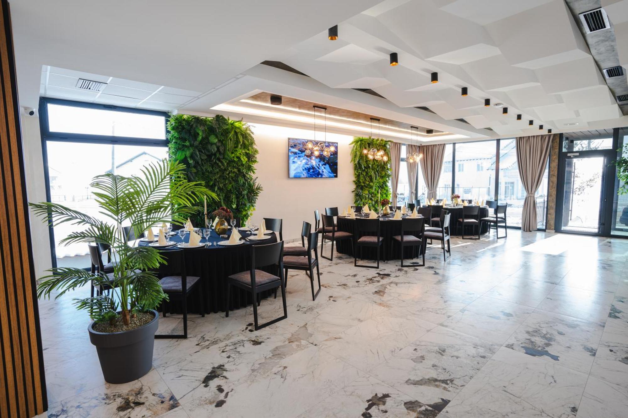 Hotel Nest Биелина Экстерьер фото