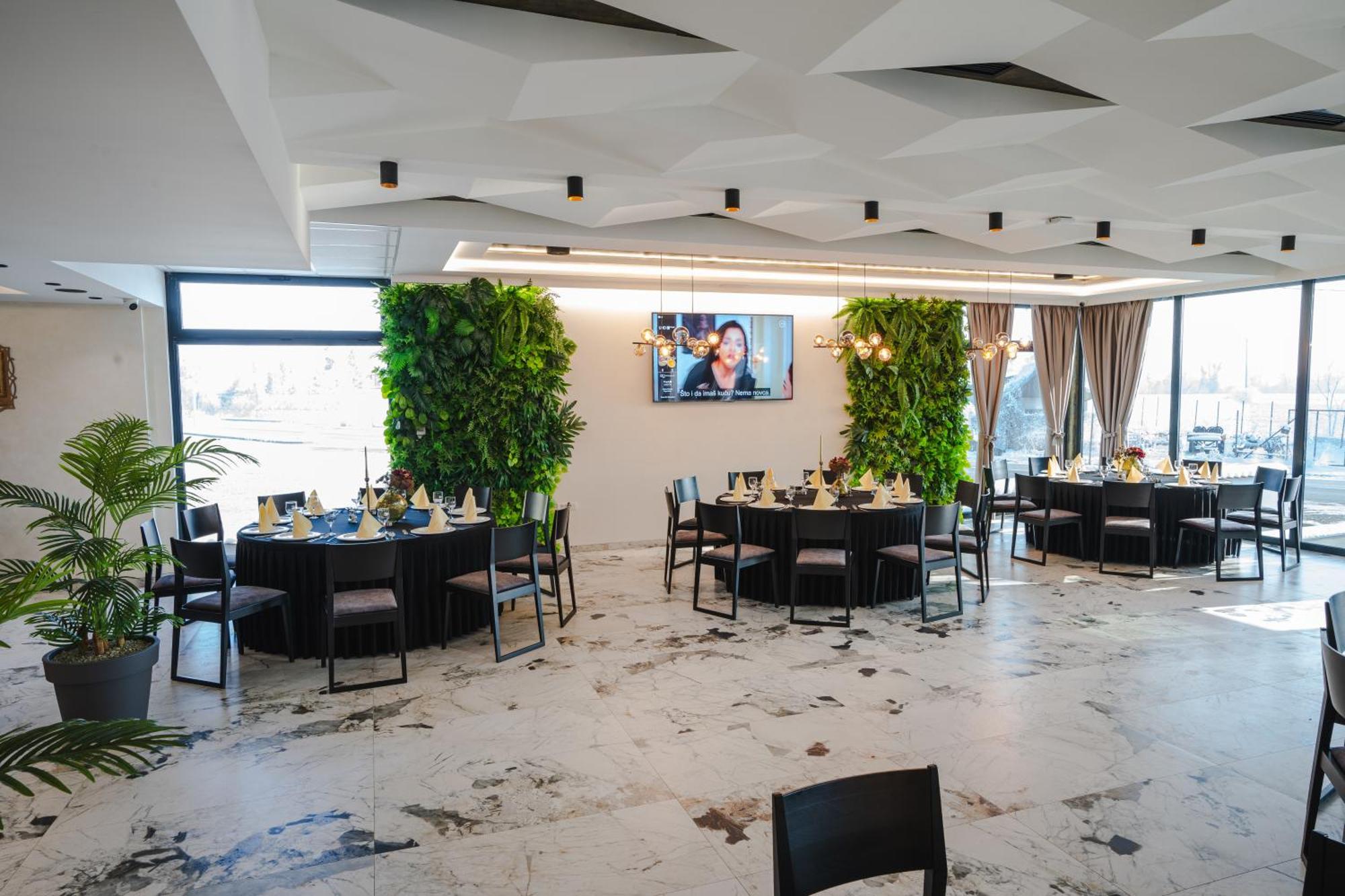 Hotel Nest Биелина Экстерьер фото