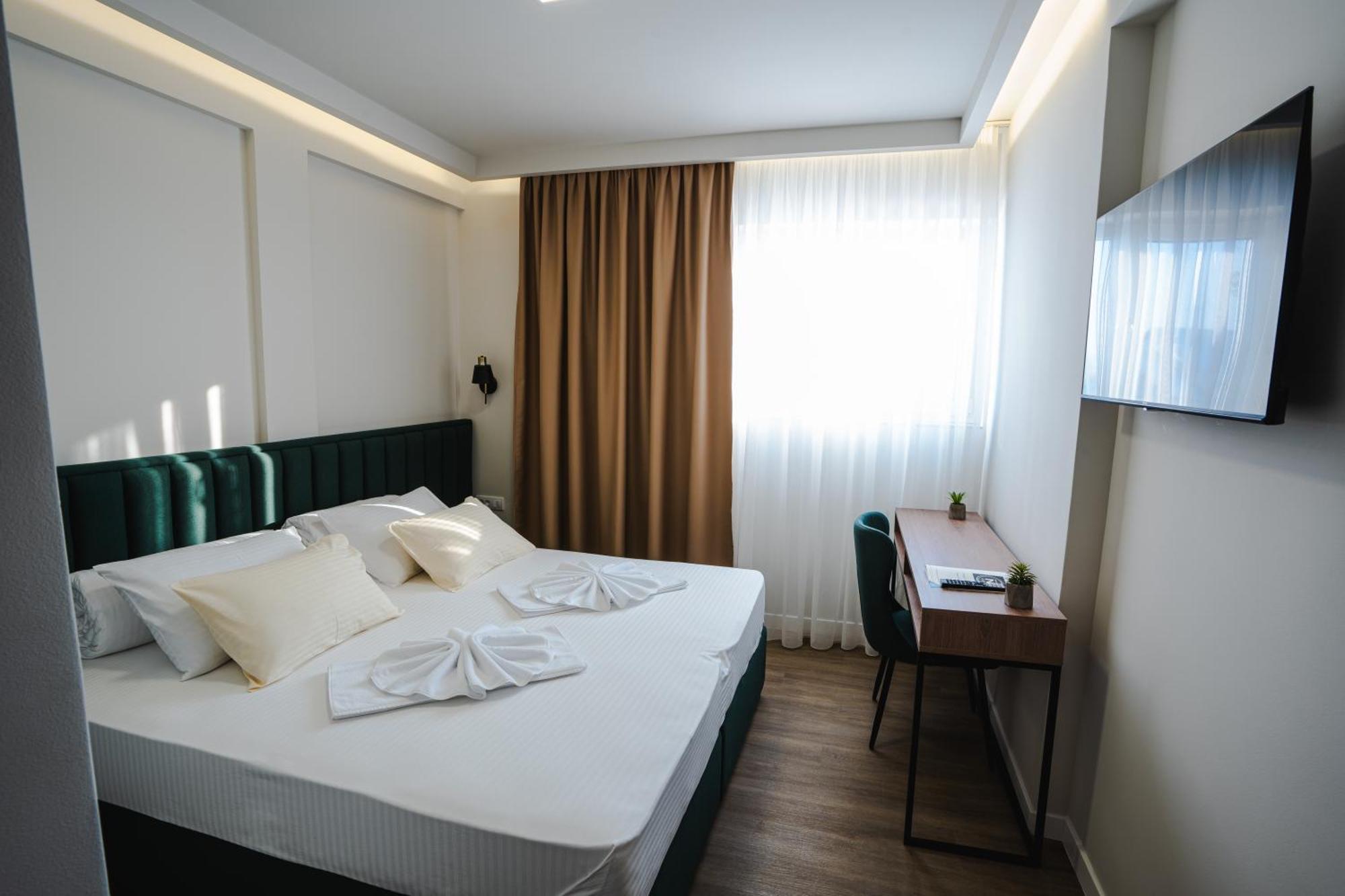 Hotel Nest Биелина Экстерьер фото